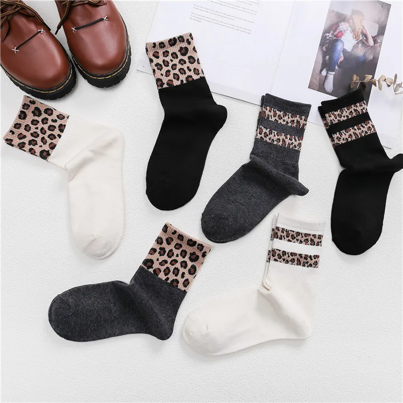 New design hot sale leopard cotton crew socks fashion  custom casual crew socks kniitted one size ladies socks