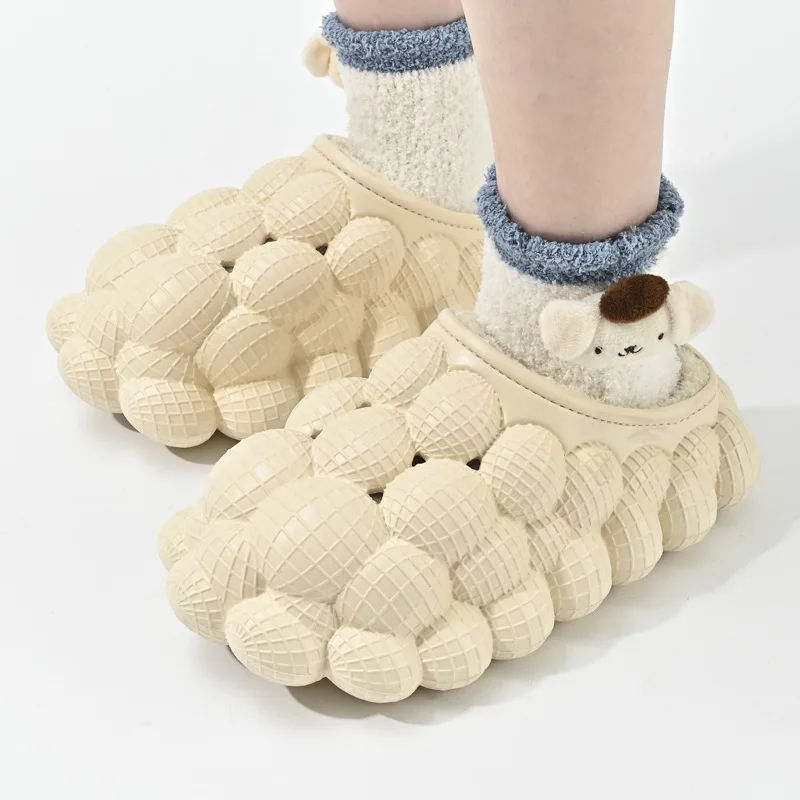 Fashion Wholesale EVA Foam Slippers Women Massage Pink Bubble Slides with Charms