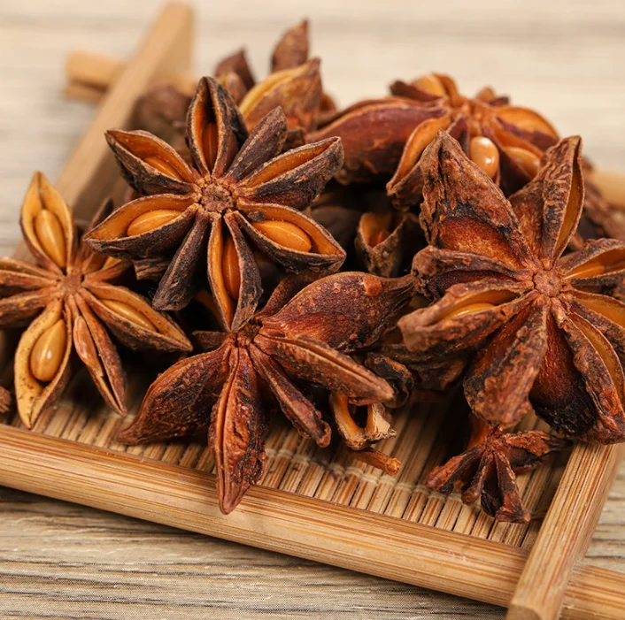 Hot Sale Whole Star Anise Guangxi red star anise Chakri Phool Seeds