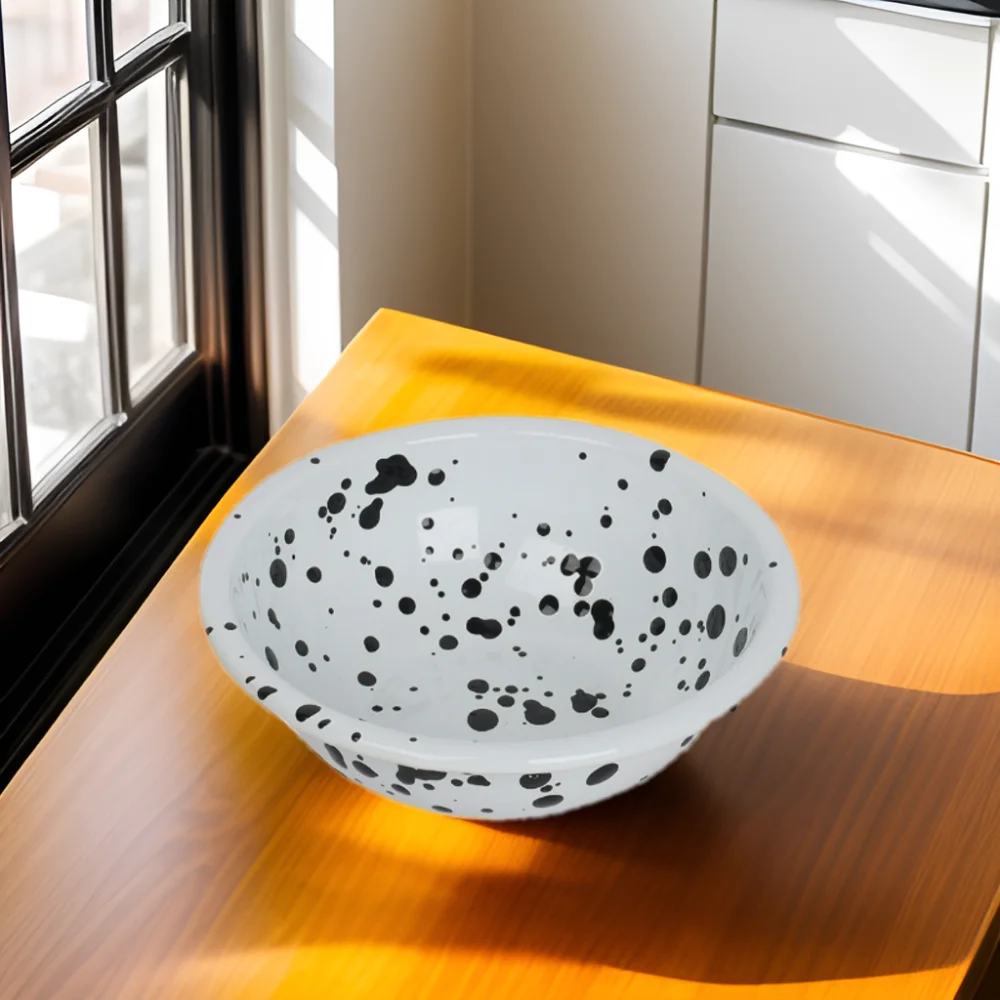 Металлическая эмалированная миска с логотипом