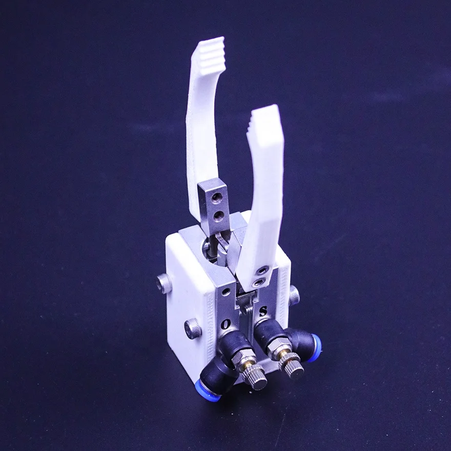 2 Finger Manual Pneumatic 6 Axis Cnc Robot Arm Gripper For Injection Machine
