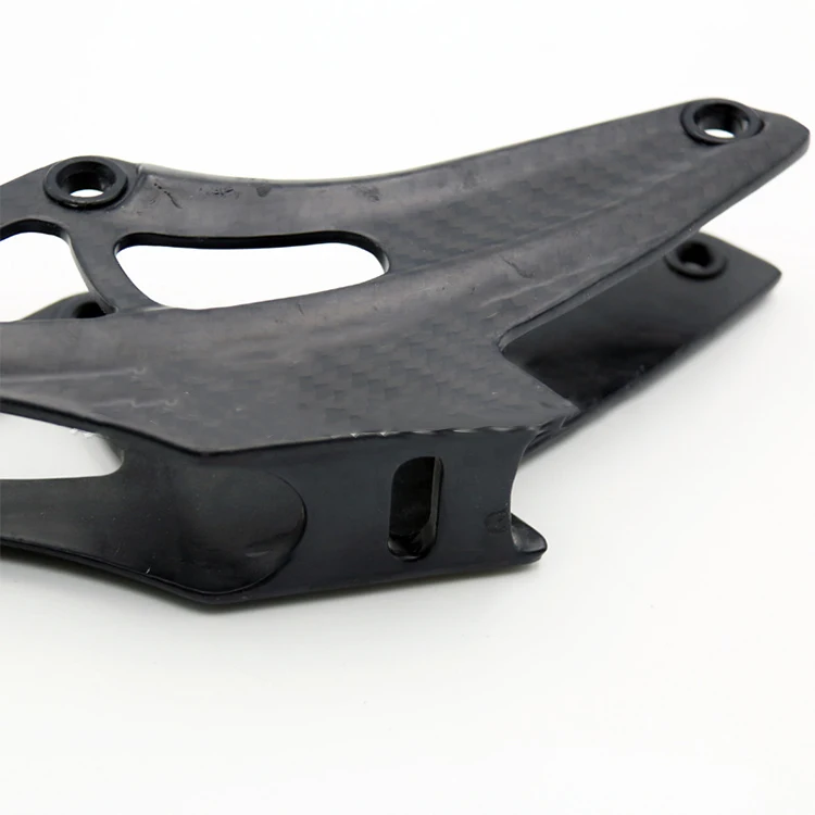 Скоростной ролик из углеродного волокна с узором на