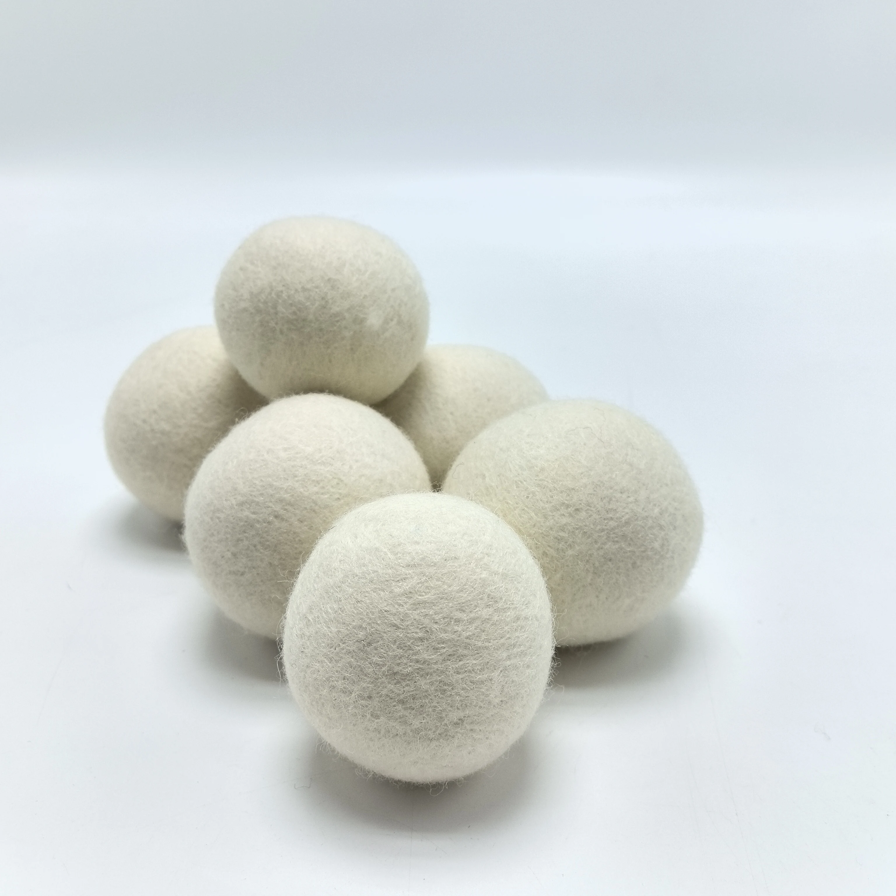 Factory Price Custom Felt Pom Wool Felt Balls 1 Inch 2Cm Felted Wool Balls