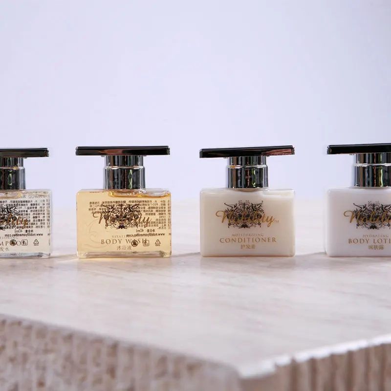 Spa Salon Amenities Pure Herbs Body Lotion Eco Friendly Hotel Shampoo