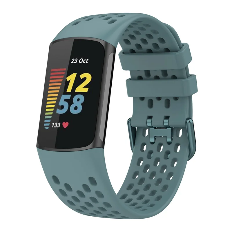 fitbit charge 5 Hole25.jpg