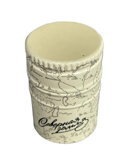 Aluminum screw caps 28x42 for alcohol drinks accomplished with EPE liners