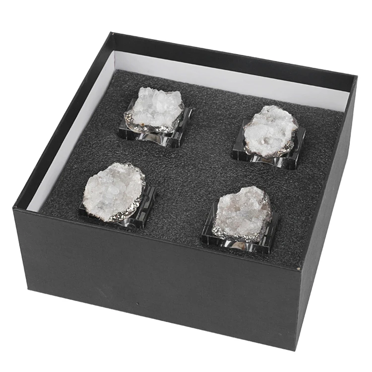 Wholesale Bulk Natural Decorative Crystal Wedding Table Napkin Rings Decoration Accessories Quartz Geode Napkin Rings