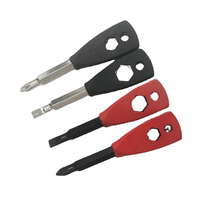 В комплект входит плоская отвертка и Шестигранная отвертка Phillips