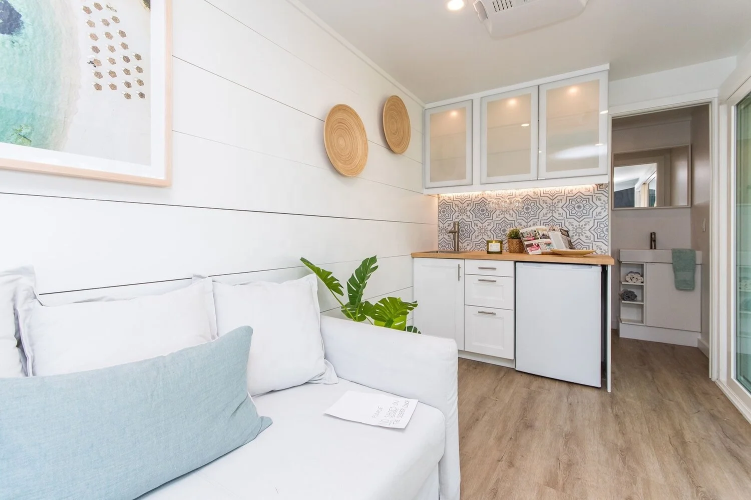 Prefab Modern 20FT 40FT Shipping Container Homes Bungalow Dwelling Modular Living Container Houses