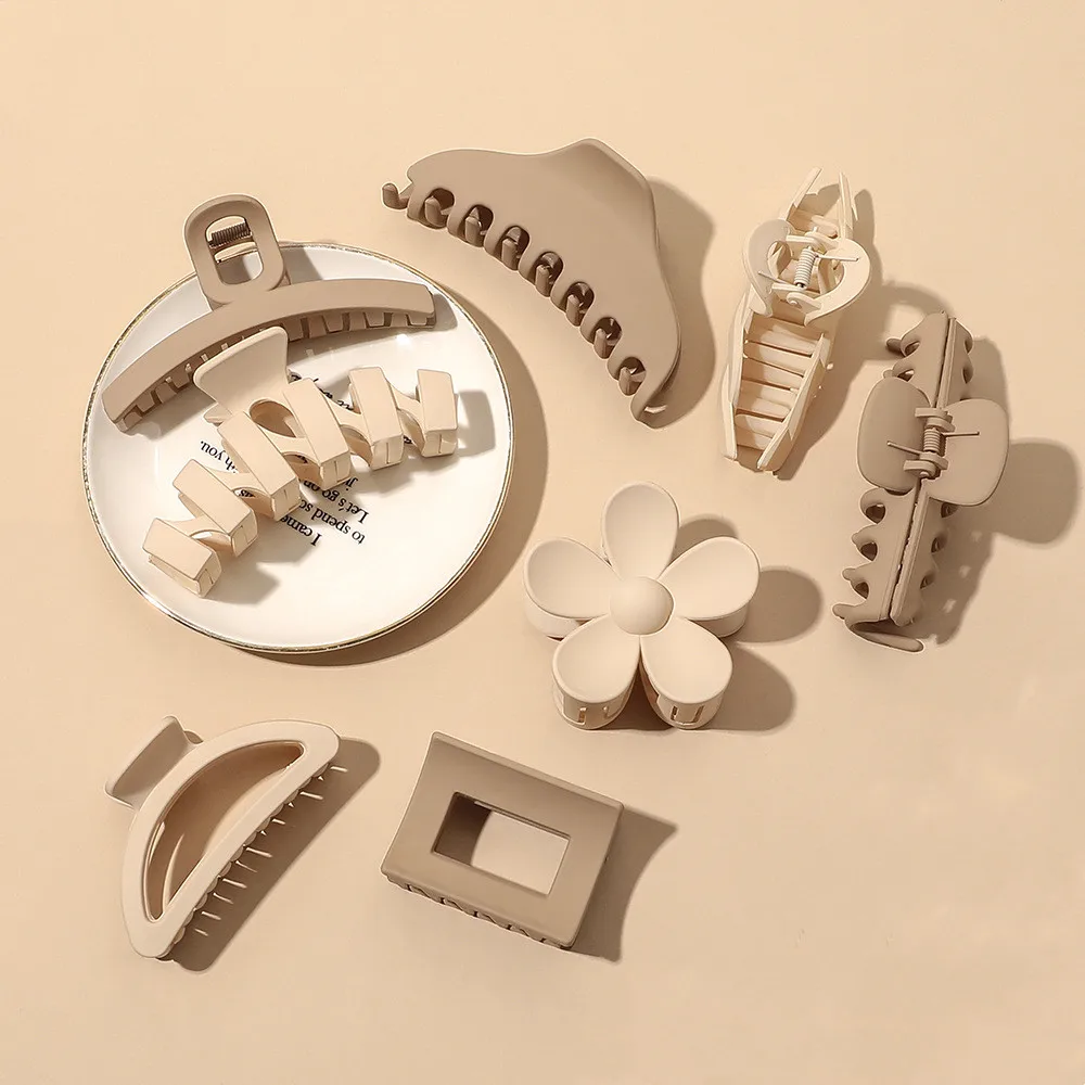 2022 Korean Hair Accessories Milk Tea Color Coffee Color Hair Grab Clip Women Girls Ladies Plastic Hair Clips Claw Hairgrips