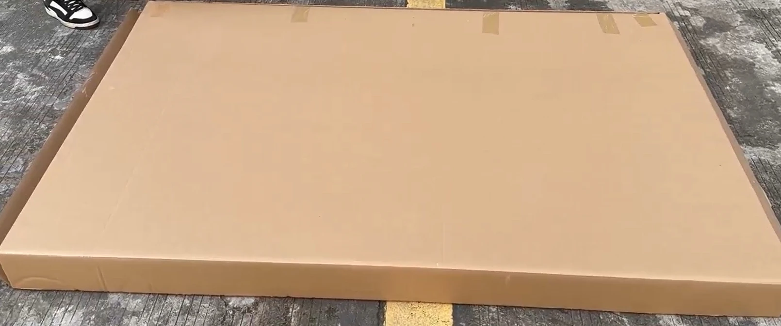 Secure Smarter with HipowerESS Plug-and-Play AI CCTV - The Future of Solar-Powered Security