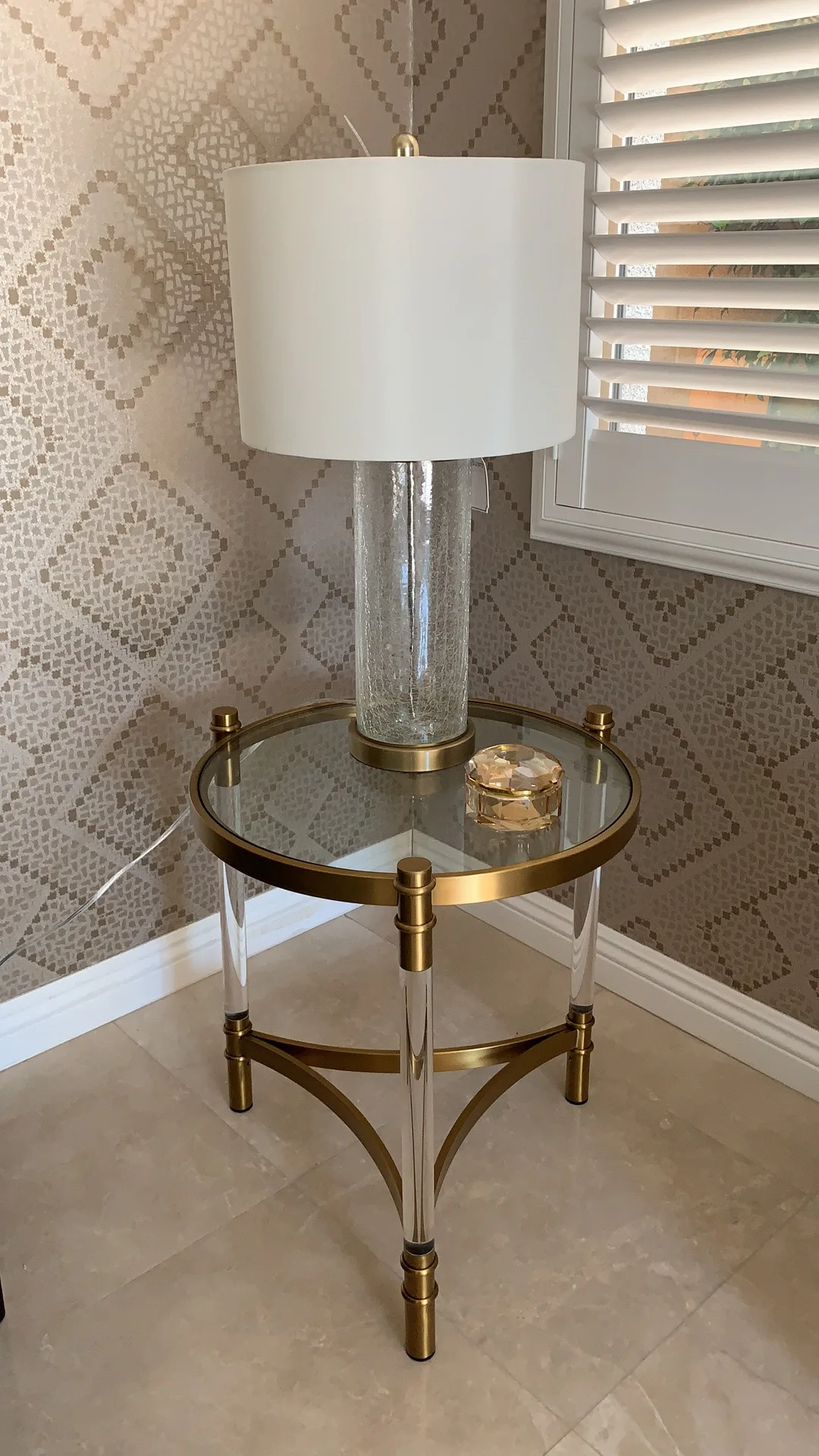 Beautiful appearance metal Round table popular and hot sale home furniture