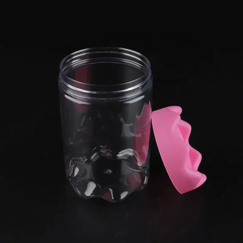 2023 New Design Creative Crown Lid PET Candy Food Storage Jar Round Packaging Storage Jar