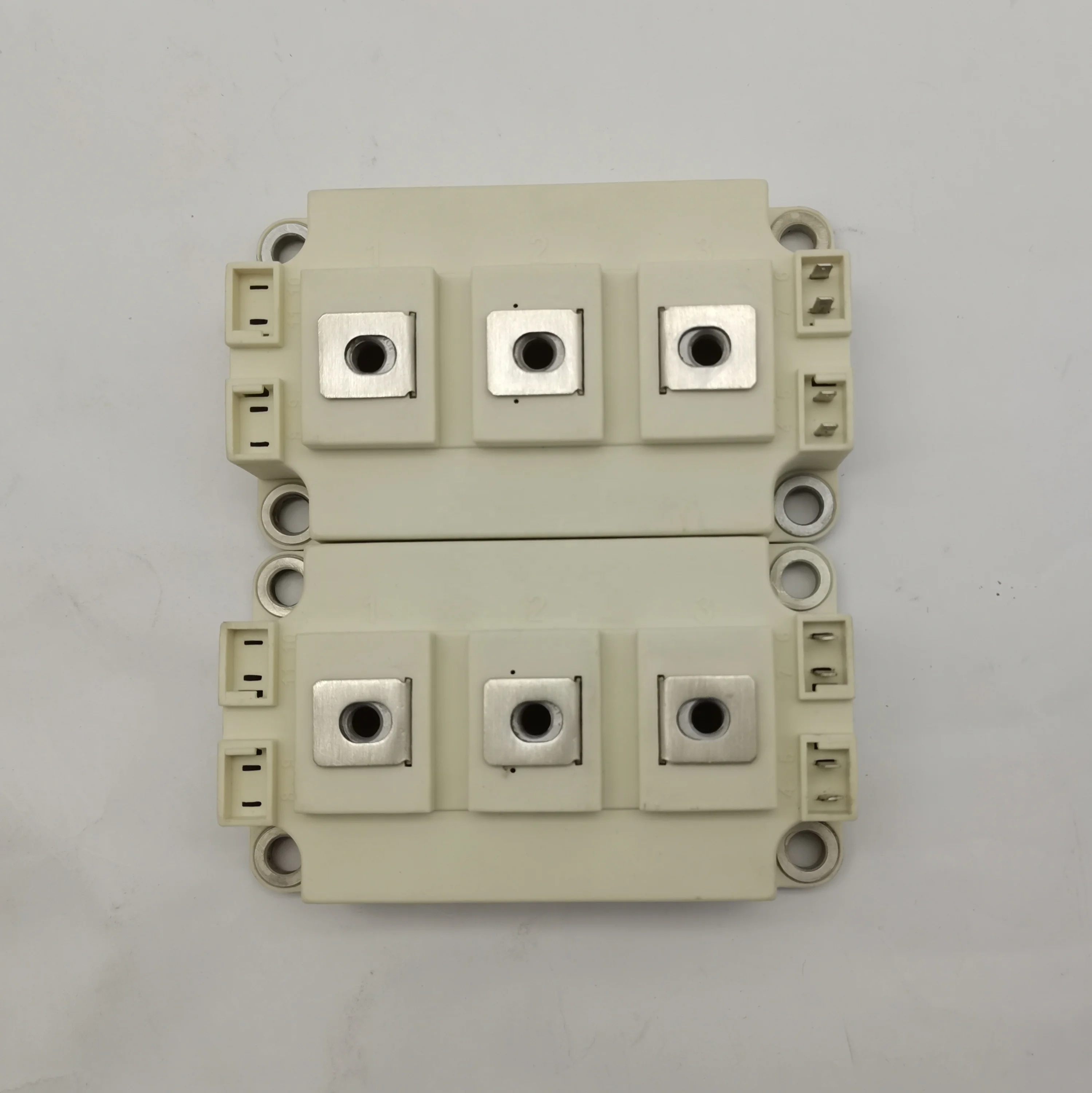 Power IGBT Module SKM400GB12T4 with High Quality