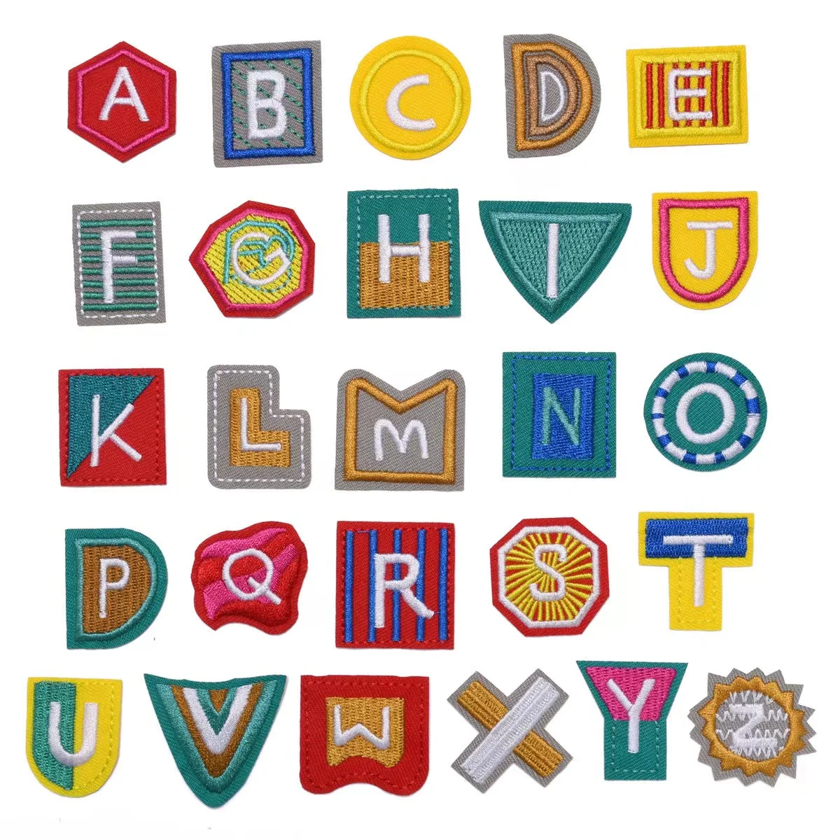 Wholesales Fashion Full Embroidery Patch 26 English Letter Decoration Patch Iron on Letters In Bulk Sew on Embroidered Letter
