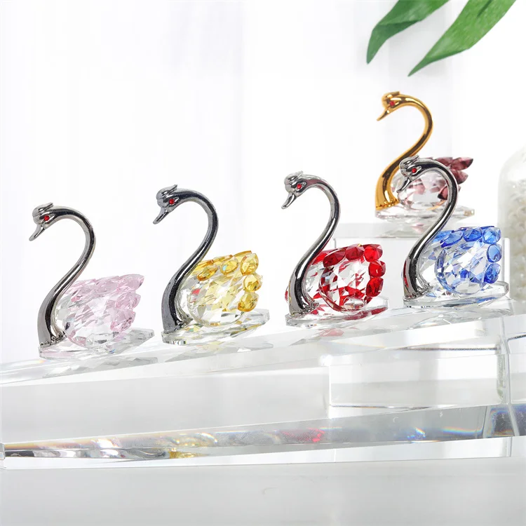 Fancy Figurine Wedding Gift Crystal Swan Wedding Favor With Gift Box with silver neck