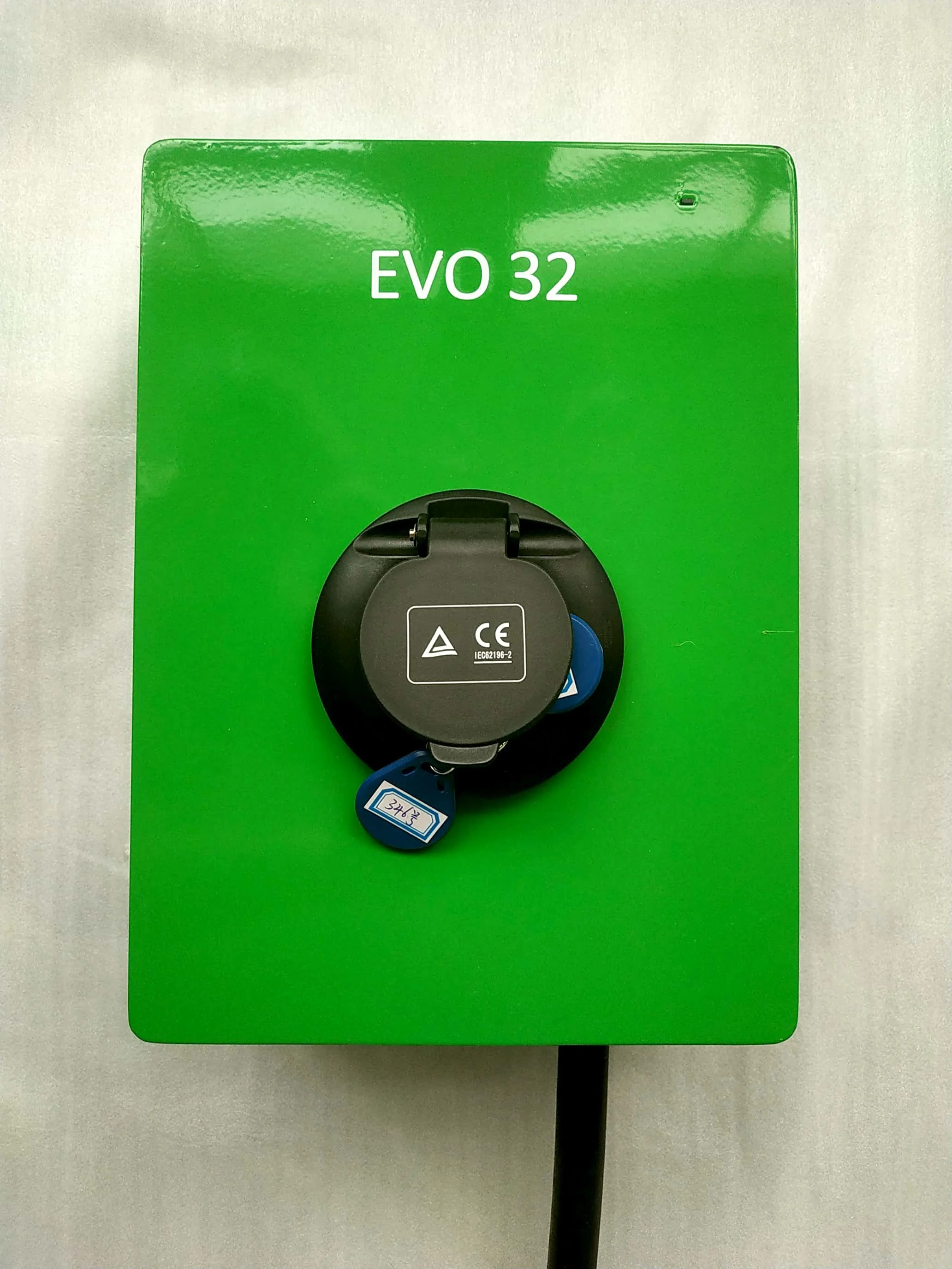 
wall box EV AC charging station,400v 22KW with type 2 socket,charging pile,OEM 