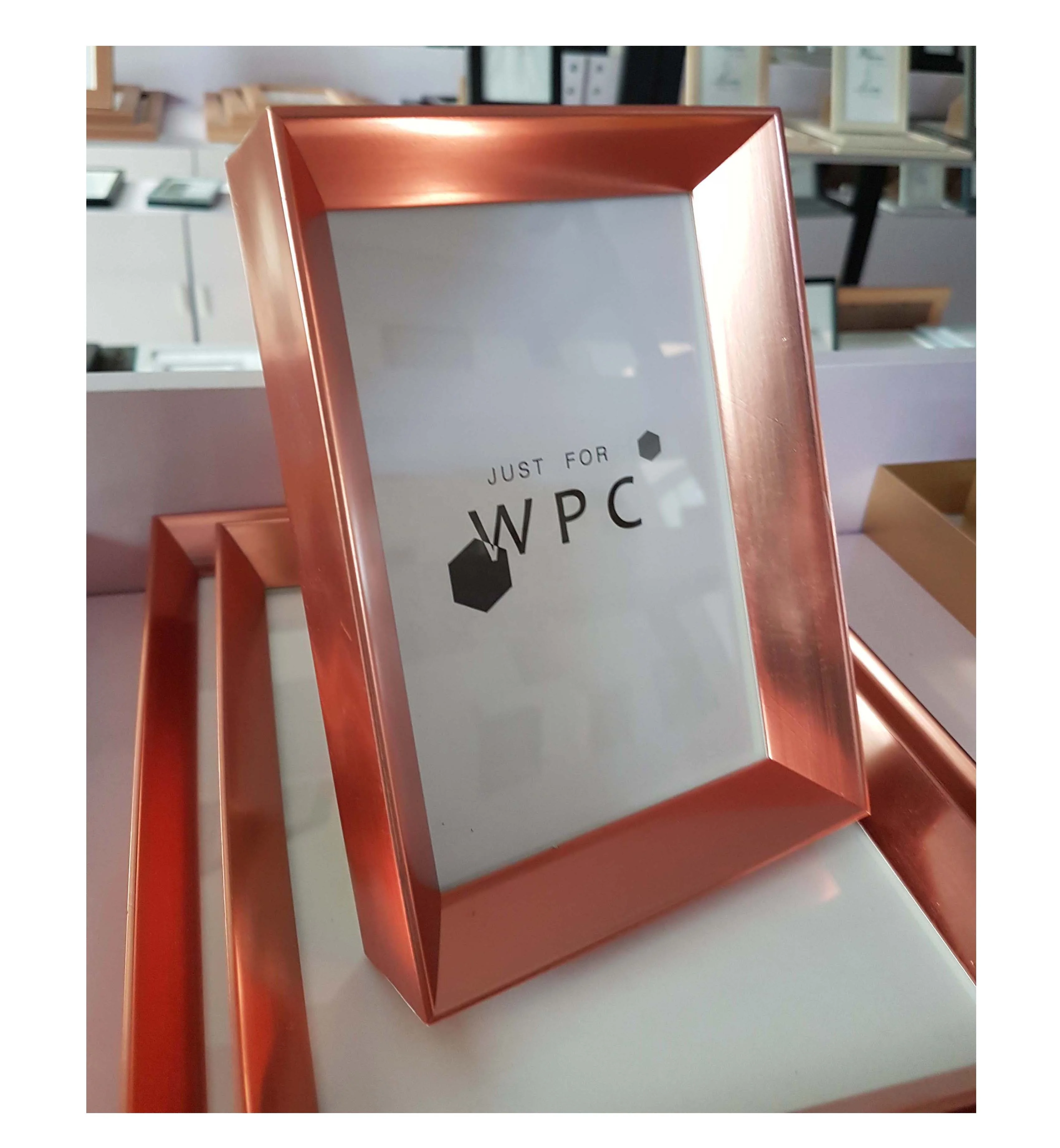 2019 2020 new products home decoration table portrait plastic WPC high quality photo frame wall frame rose gold picture frame