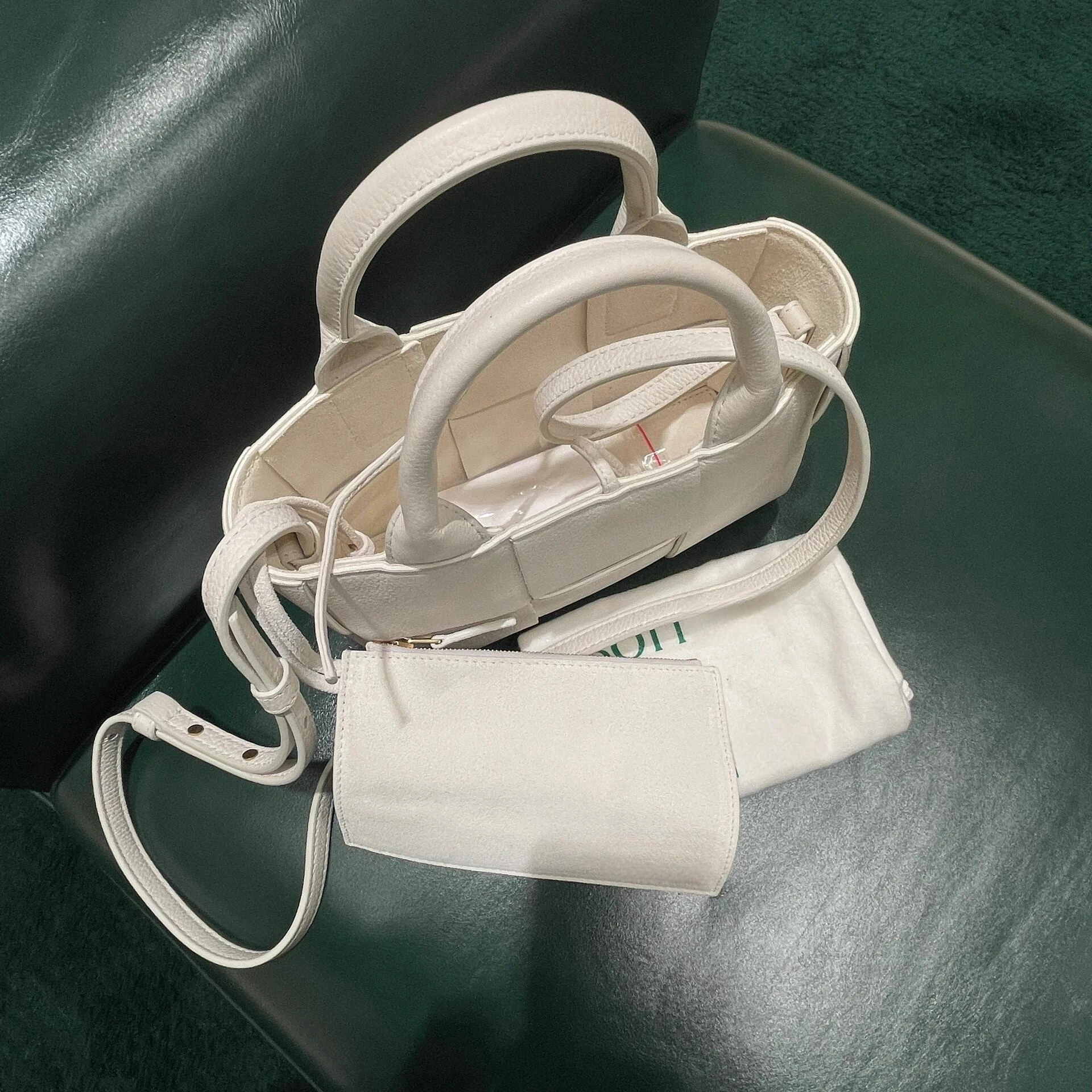 Luxury brand design custom woven Tote Large capacity white leather crossbody bag for women