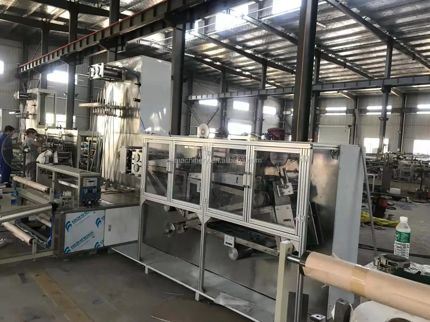 Automatic Disposable Nonwoven Fabric Tablecloth Bed Sheet rolls making  Machine