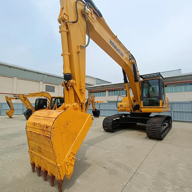 Хит продаж подержанные Экскаваторы Komatsu PC220-8 Оригинальное японское 20-тонное подержанное оборудование с оригинальными компонентами ядра кошки в наличии