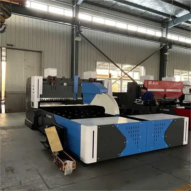 2000 mm automated panel bender for sheet metal plate bending