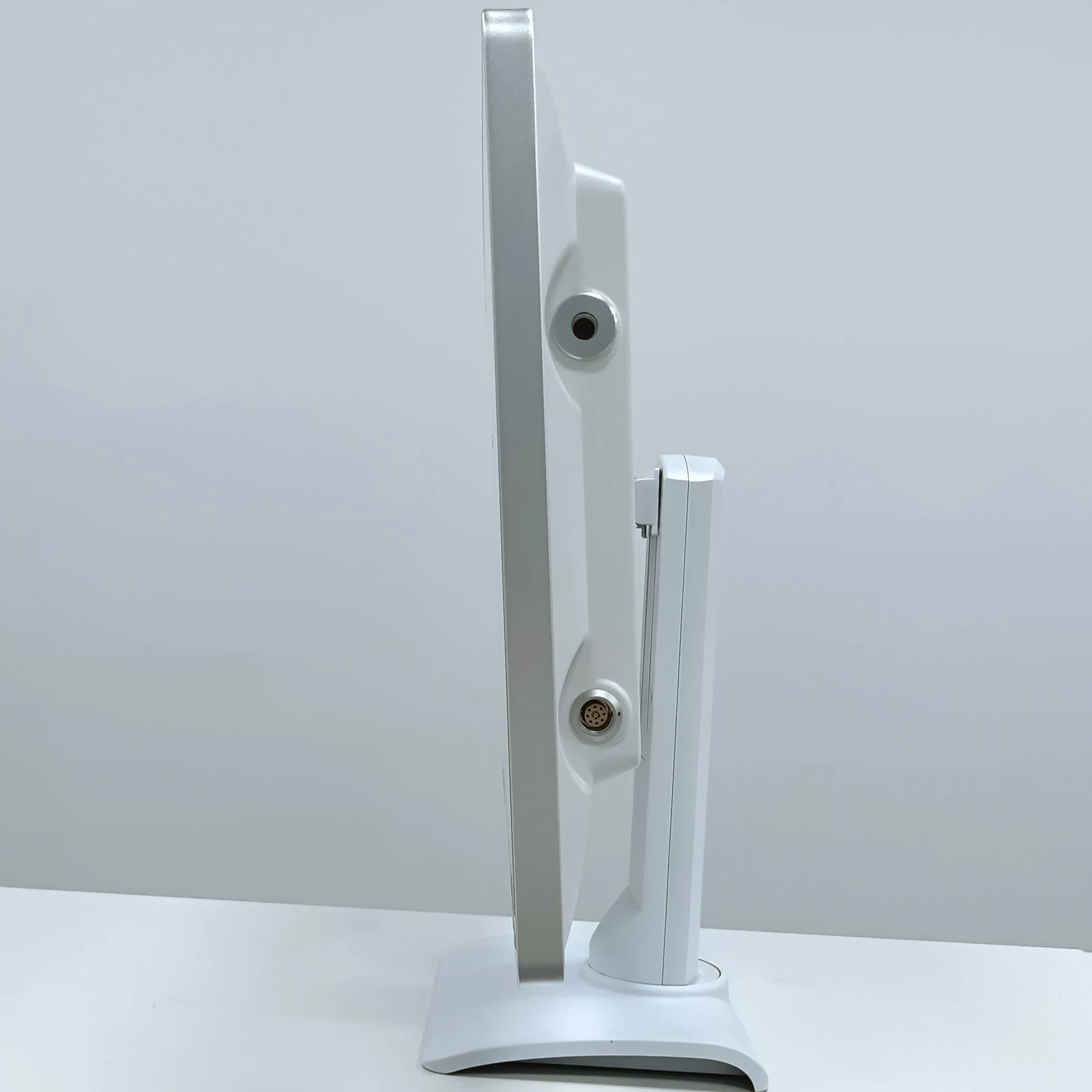 27 inch All in One Medical Endoscope Camera System with Inside LED Light Source Works for Laparoscope Uteroscope Cystoscope