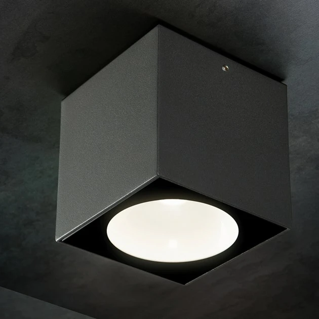 Hot Sell 6W 580lm Aluminium Garden Gate Outdoor Ceiling Surface Mounted Light