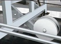 Horizontal rubber belt vacuum filter for potassium salts