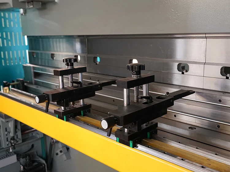 High precision 100 ton 3200mm 6axis CNC electro hydraulic Press Brake With DELEM DA 66t CNC system