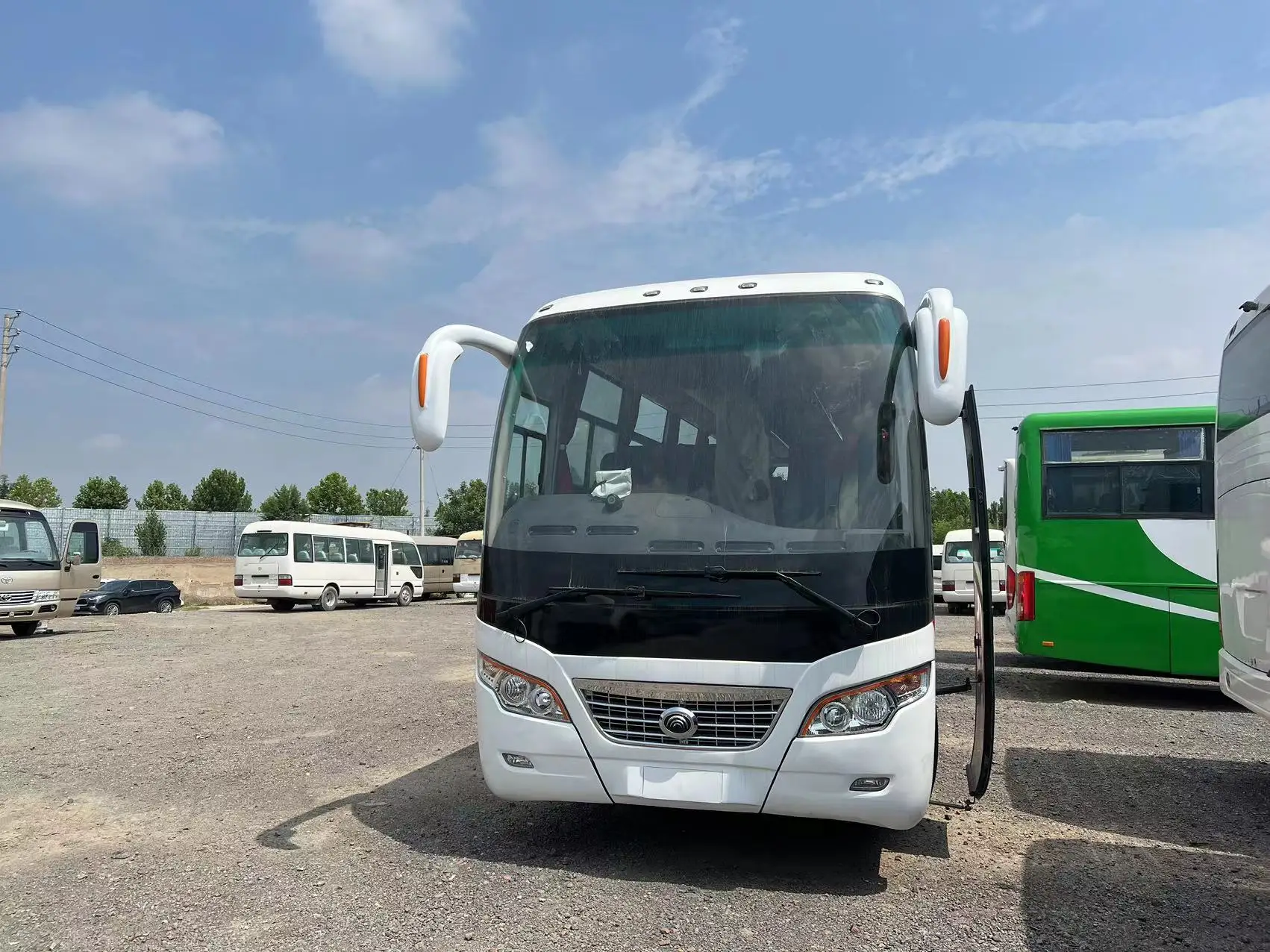 Hot sale low price RHD 35 seater bus sale passenger bus city buses in stock