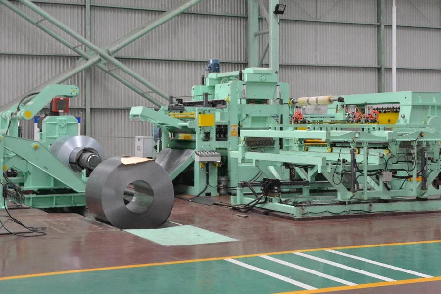 
2--6x1800mm used slitting line equipment Used for tube mill factory slitting line used slitting line 