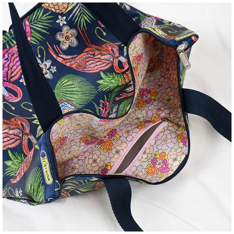 Large Capacity Polyester Storage Tote Handbag with Zipper Promotional Reusable Luxury Shopping Bag