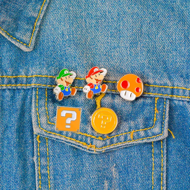 Childhood Memory Classic Cartoon Cute Super Mario Bros Green Red Lapel Brooches Badge Pin Badges Lapel Pins Brooches