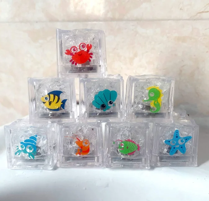 8Pcs Kids Bathing Luminous Ice Cubes Cute Animal Print Colorful LED Light Toys,Perfect Child Intellectual Toy Gift Set