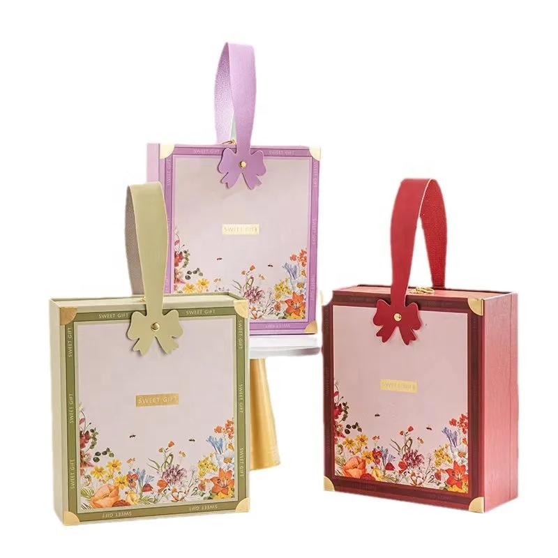 Luxury Custom Logo Hot Foil Stamping Wedding Gift Paper Shopping Bags Clothes Store Packaging Thank You Paper Bags For Boutique