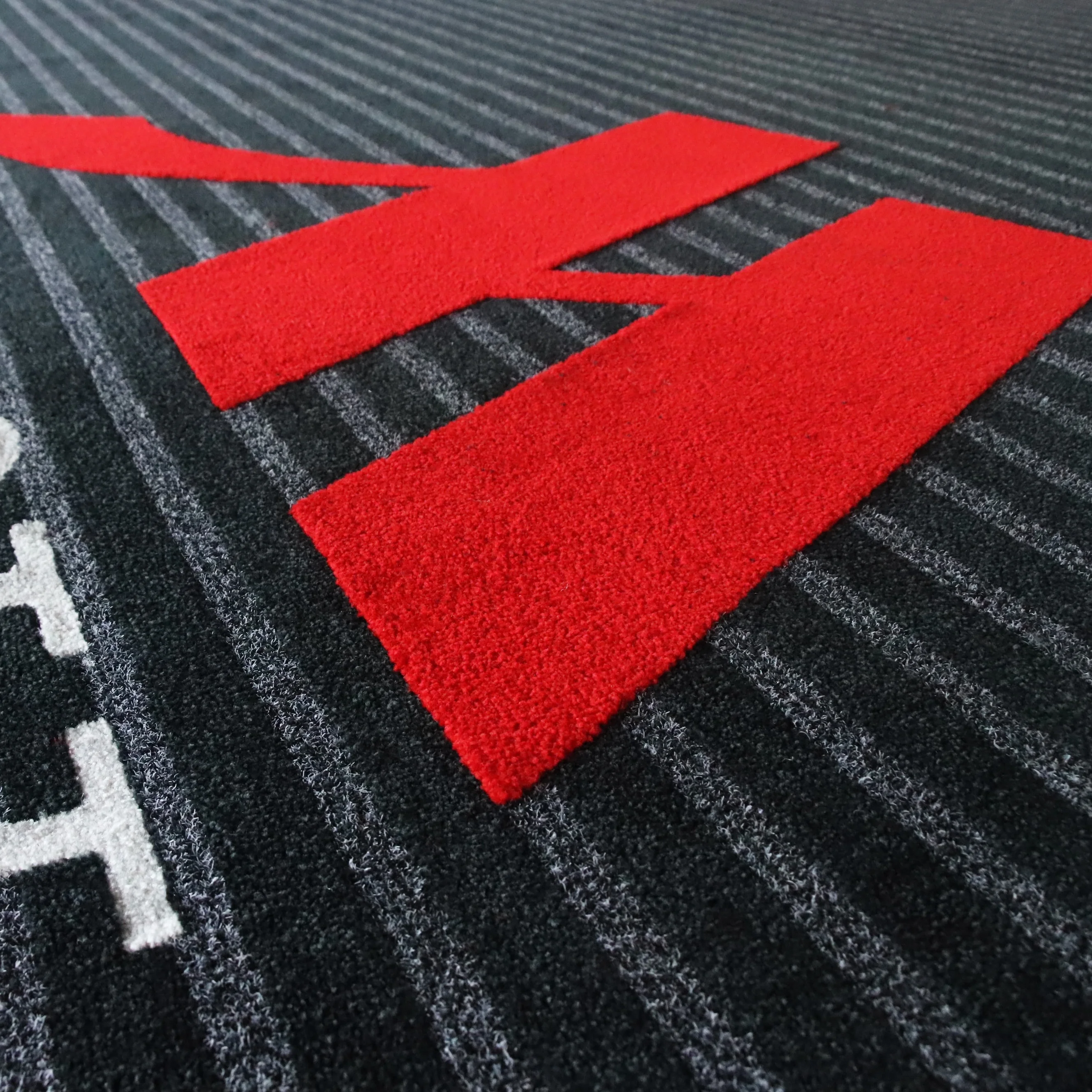 Custom  Rking Logo-carving and Modern nylon logo door mat Indoor hot sales rubber backing  door  nylon mat