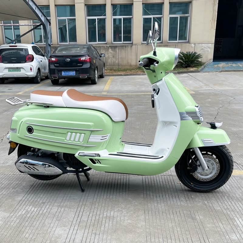 Factory Direct Fuel Tank Capacity 5 Liters 80km_h High Speed Cheap Scooter Gasoline 110cc Motorcycle