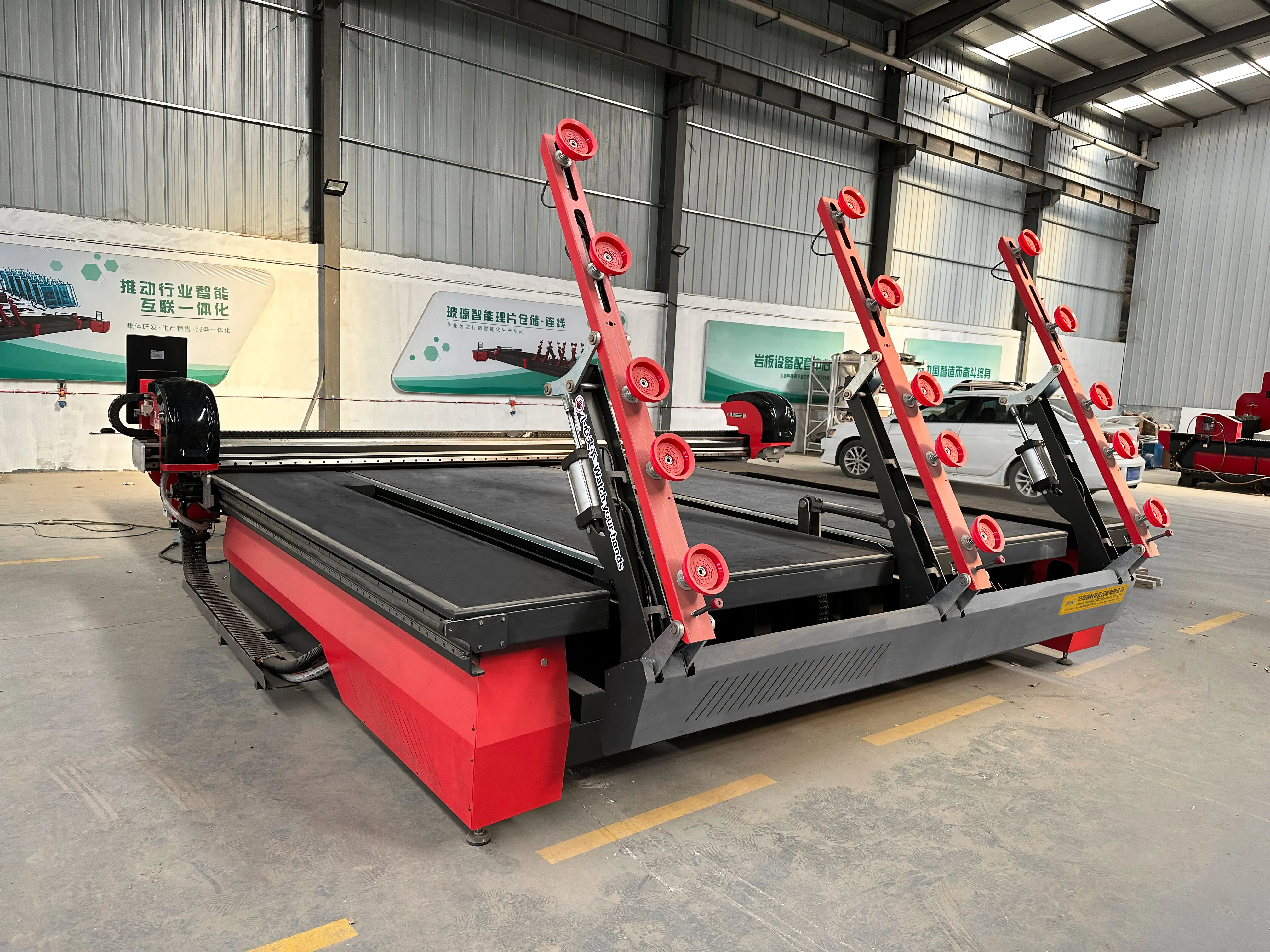 Big size glass cutting machine with automatic loading system