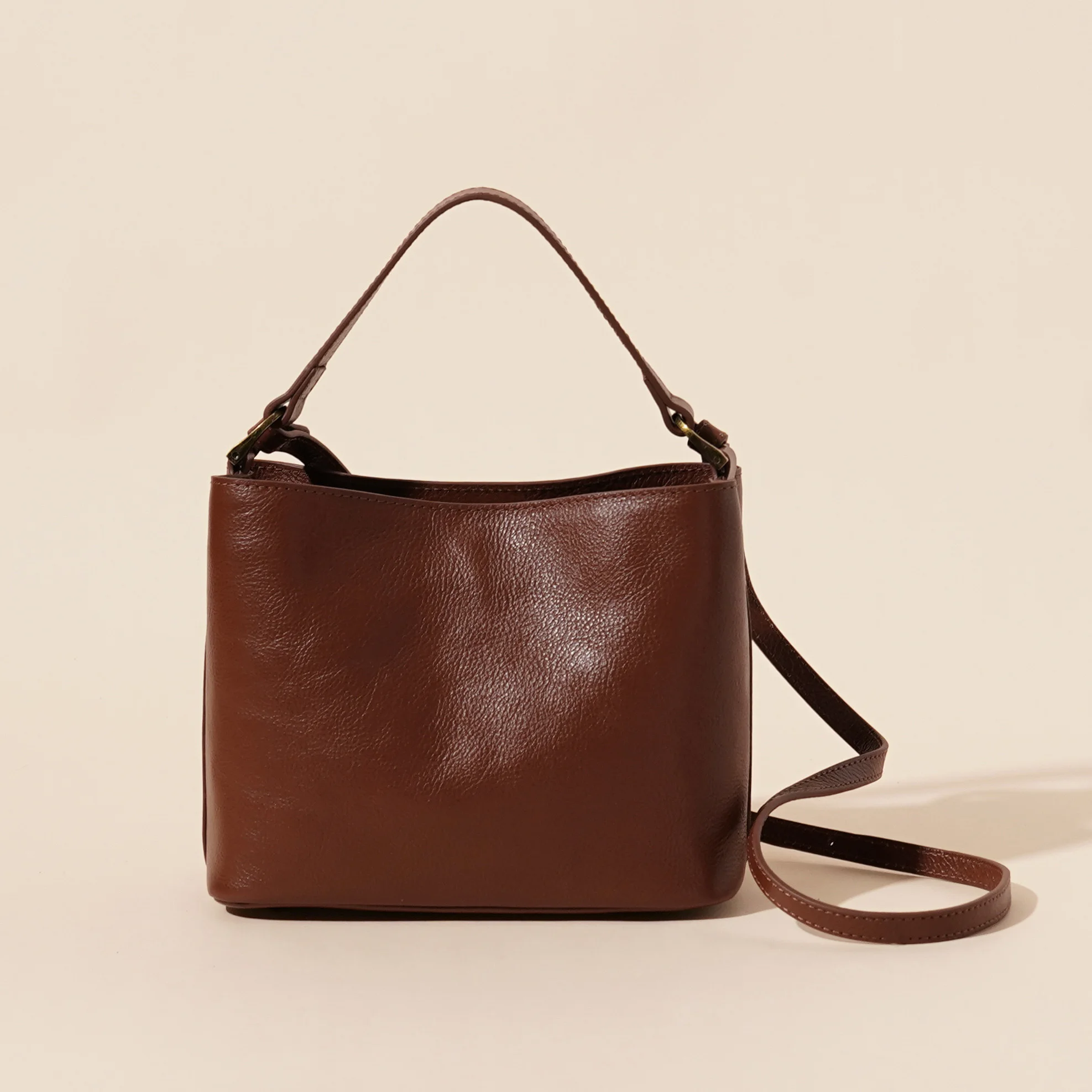 New Design Luxury Genuine Leather Ladies Handbags Wholesale Fashion Designer Retro Shoulder Crossbody Bucket Hand Bags For Women