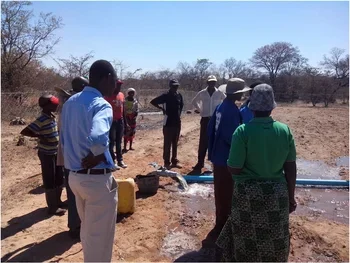 Hot Selling 75kw 93kw 110kw Hybrid Solar System Three Phase Inverters for Industry and Commerce for Solar Pump Use