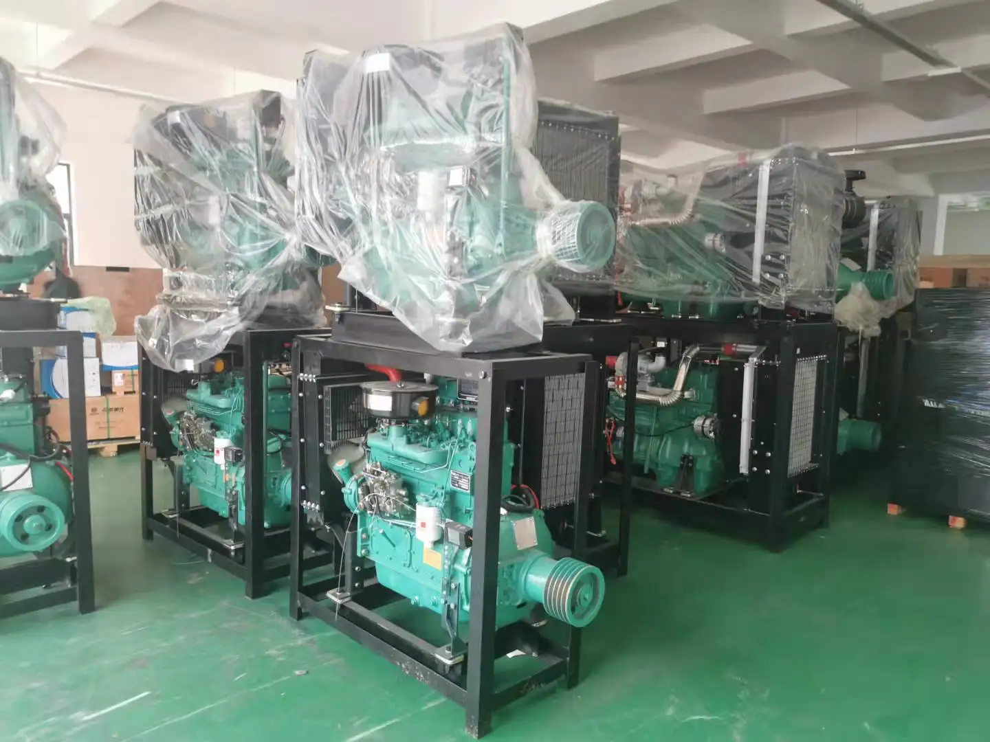 Brand new 6 cylinder Weifang diesel engine R6105AZLC