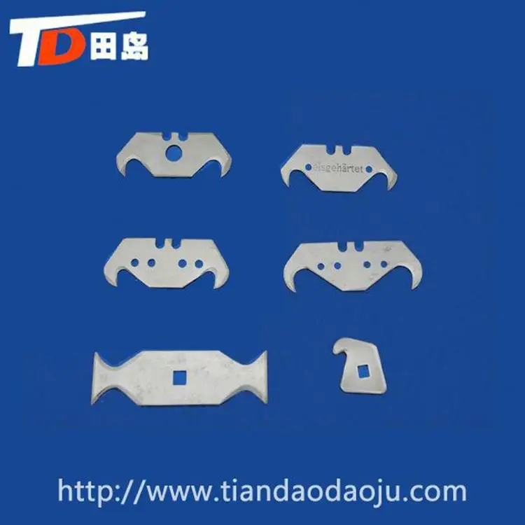 hork blade/hidden blade/hook blade