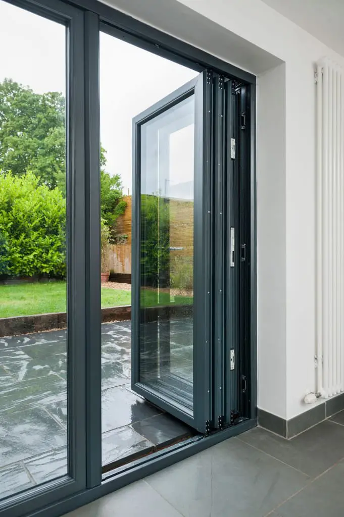 building & industrial glass door and window