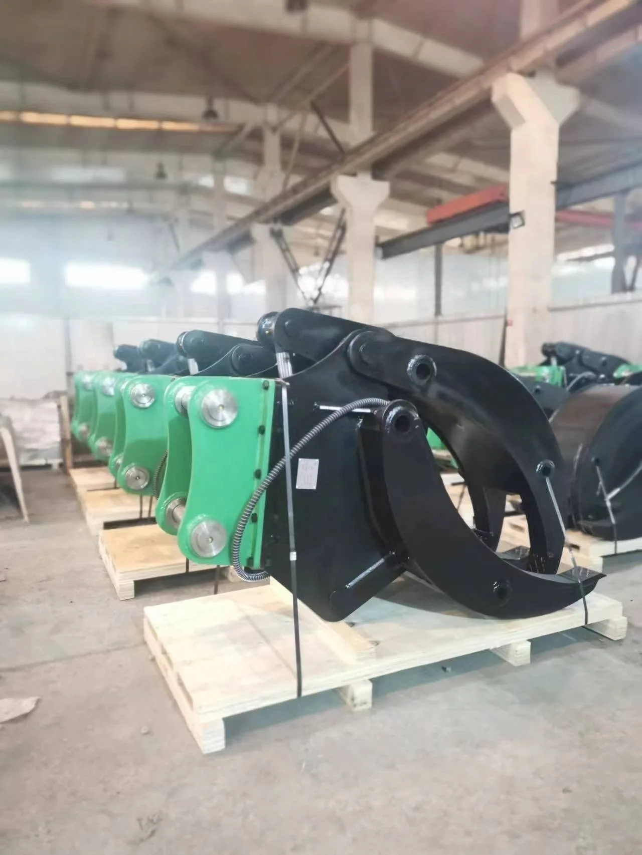 New Single-Ram Excavator Hydraulic Grapples with Box Teeth for Construction Farm Home Use Featuring a New Motor and Pump