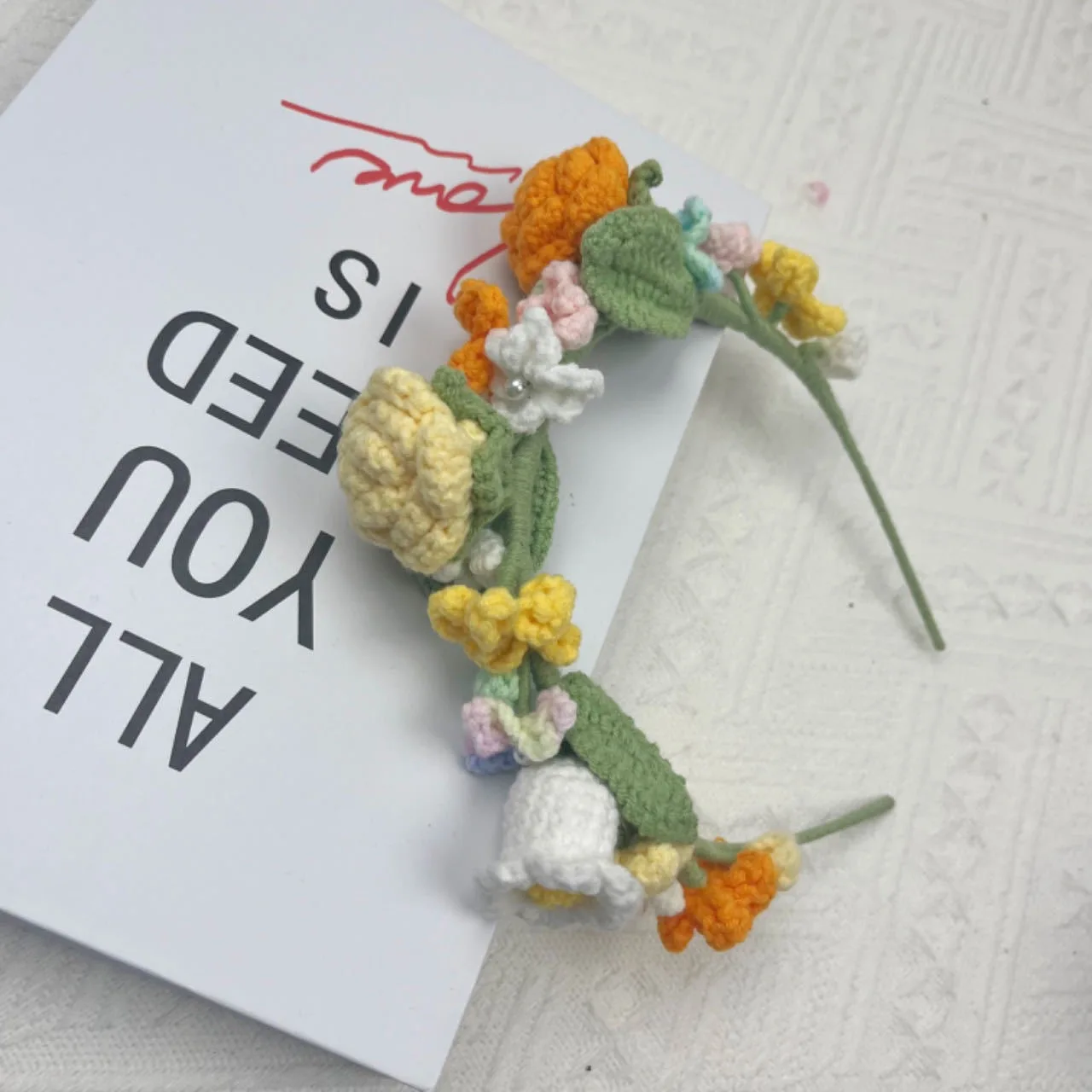 Handmade Colorful Knitted Woolen Yarn Flowers Decorative Garland Crochet Flower Wreath Hair Accessories Car Wreath Christmas