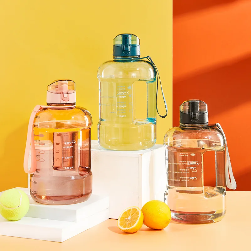 Big Capacity 2.2 Liter Half 1 Gallon Handle Plastic Gym Jug With Time Marker Large With Straw Motivational Water Bottle