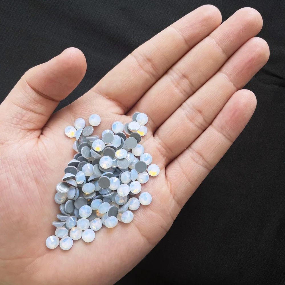 Wholesale White opal Crystal Rhinestones Strong Glue Hotfix round Glass Stones Flatback Shoes Bags Dance Dresses-for Garments