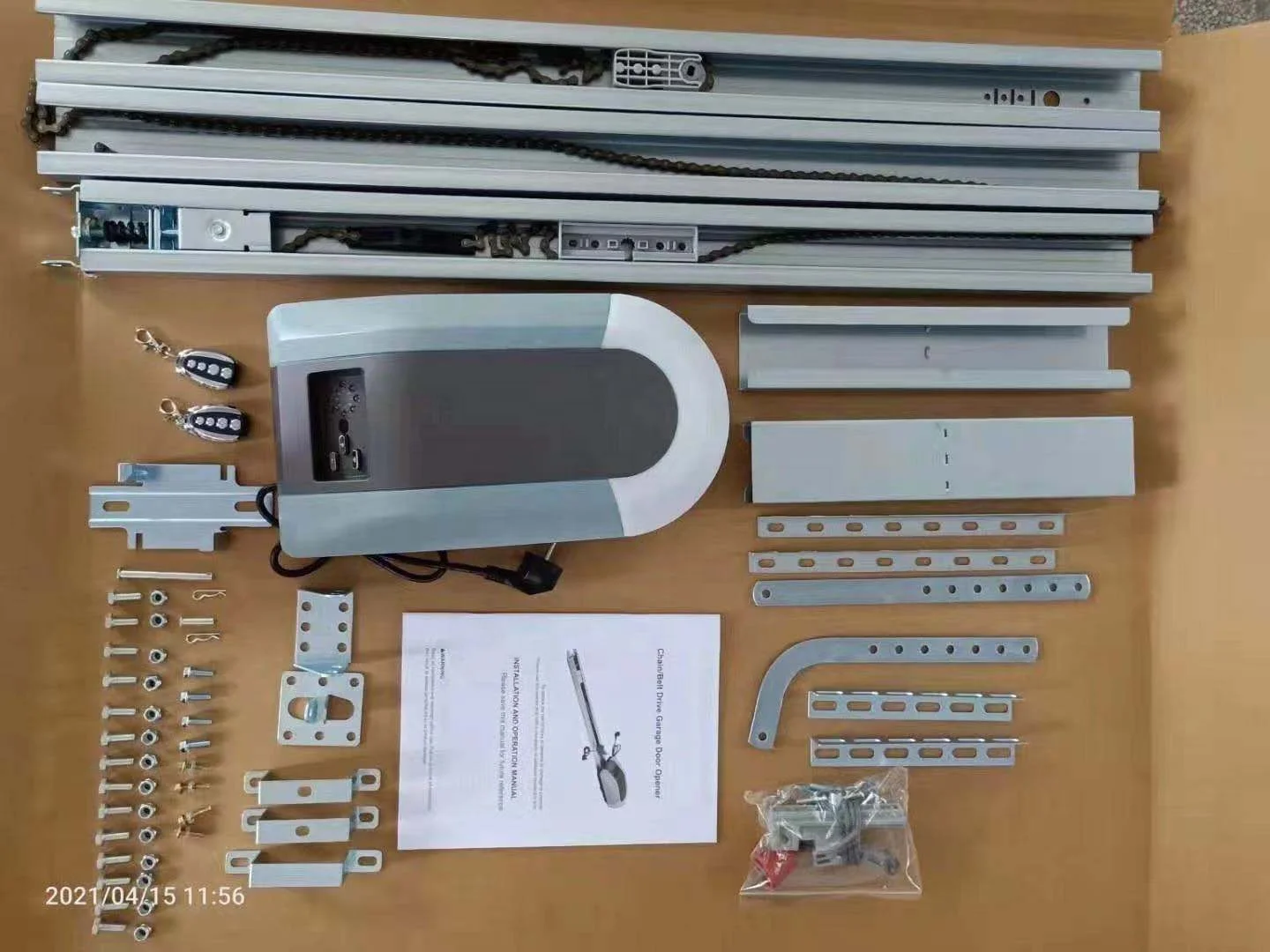 Smart Wifi Garage Door Opener Operator, Tuya Smart APP Operated Sectional Door Motor Chain Belt Rail Drive