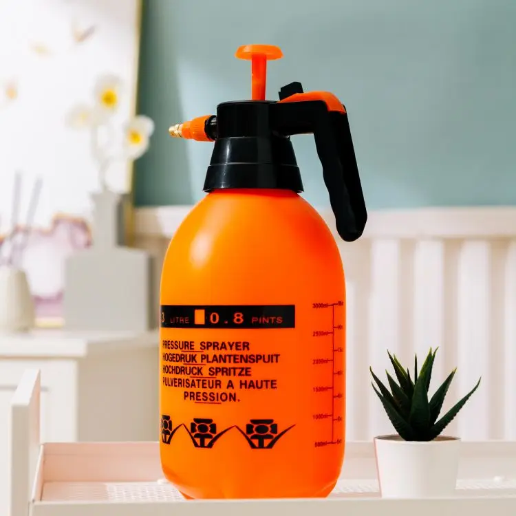 Hot Selling 2 Litre Manual Mist Sprayer Plastic Hand Spray Machine for Gardening and Agriculture for Sprayers